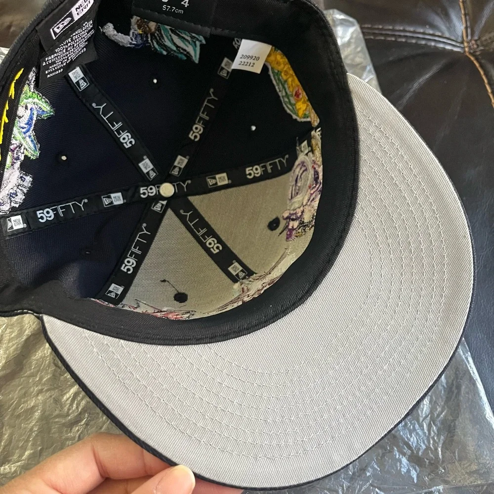 Custom Dragon Ball Z NEW ERA Cap with Embroidered Patches - Picture 5 of 6